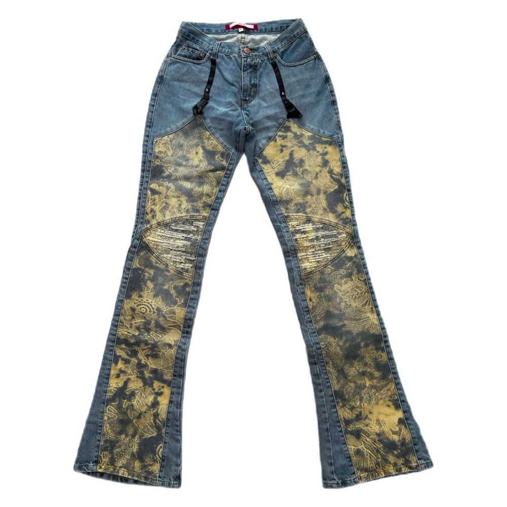 Rare Voyage Passion Garter Jeans